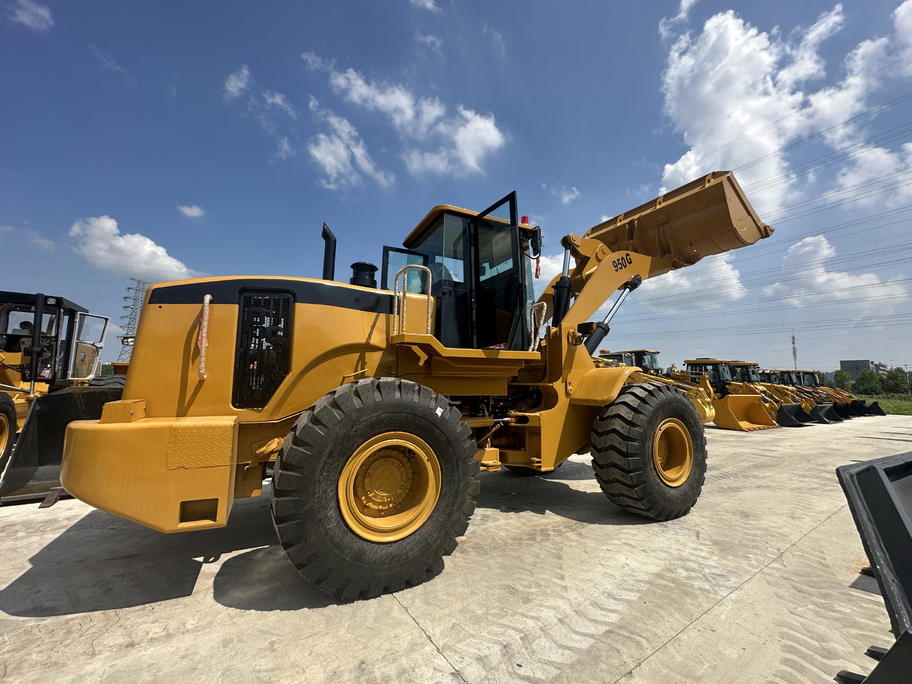 CATERPILLAR 950GC - Rataslaadur: pilt 5 CATERPILLAR 950GC - Rataslaadur: pilt 5