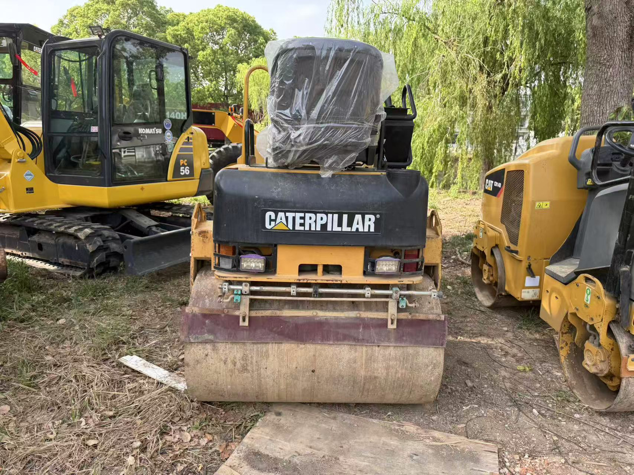 CATERPILLAR CB24B - Teerull: pilt 2 CATERPILLAR CB24B - Teerull: pilt 2