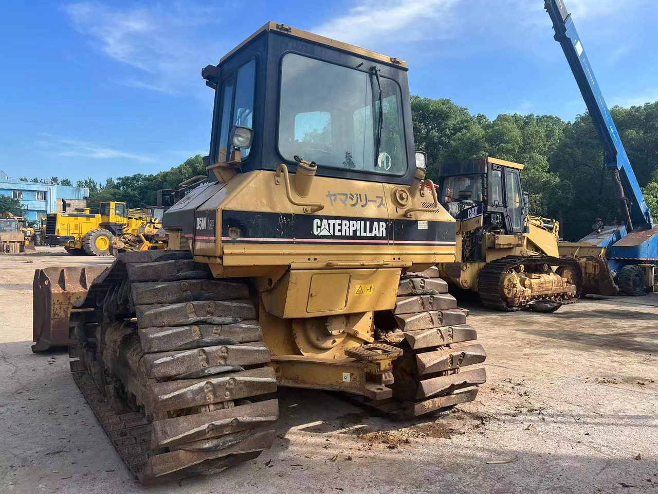CATERPILLAR D5M - Buldooser: pilt 5 CATERPILLAR D5M - Buldooser: pilt 5