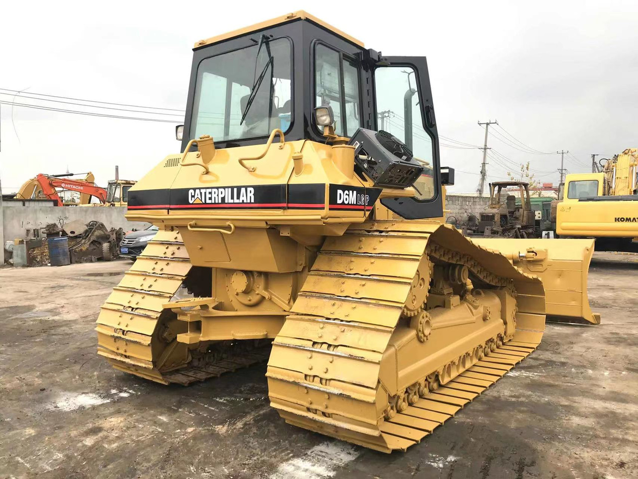 CATERPILLAR D6M - Buldooser: pilt 3 CATERPILLAR D6M - Buldooser: pilt 3