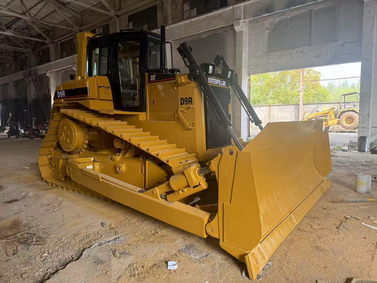 CATERPILLAR D9R - Buldooser: pilt 5 CATERPILLAR D9R - Buldooser: pilt 5