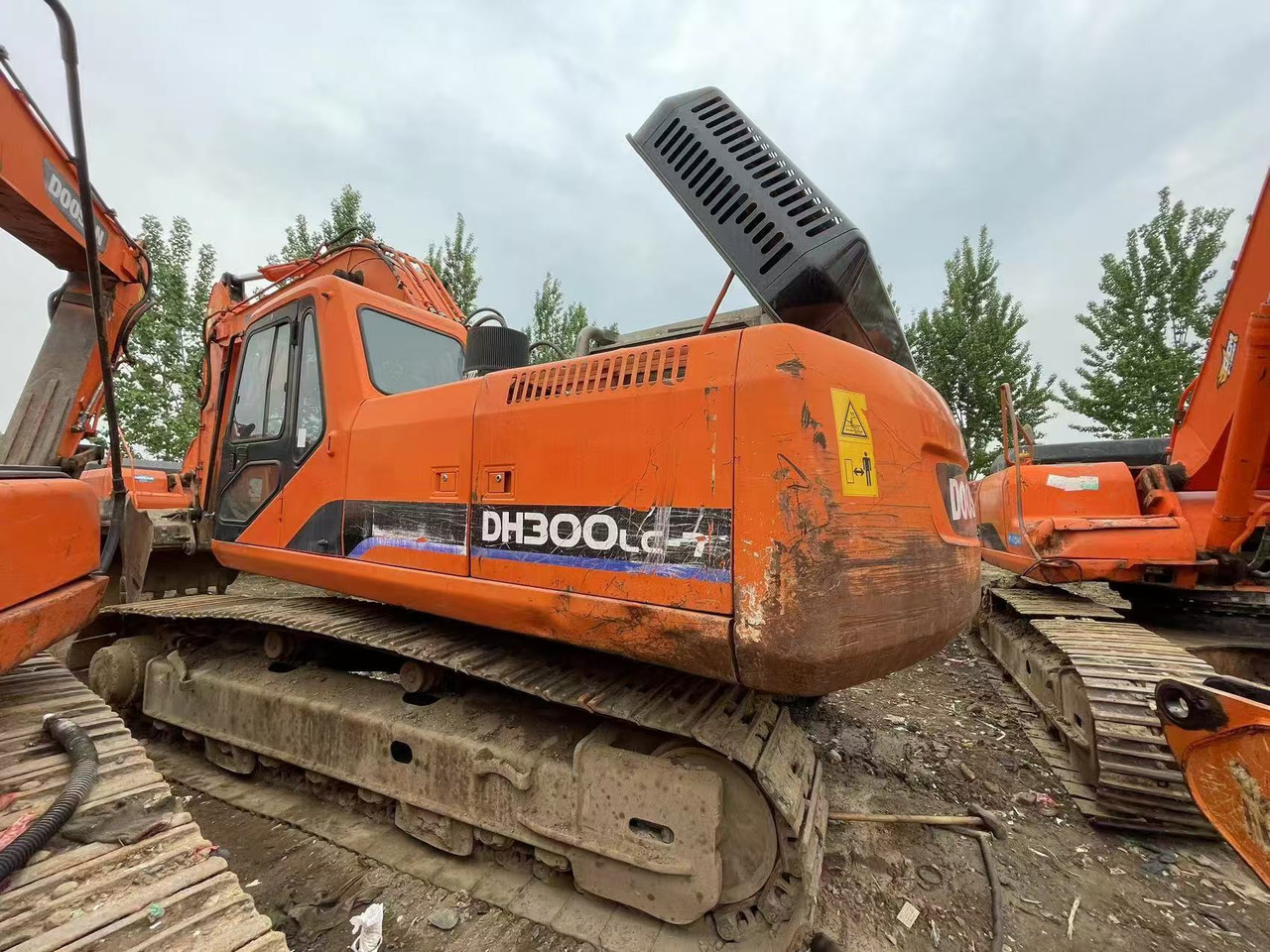DOOSAN DH300LC-7 - Lintekskavaator: pilt 2 DOOSAN DH300LC-7 - Lintekskavaator: pilt 2