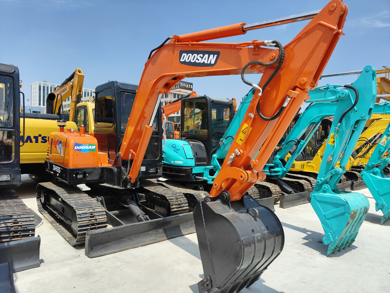 DOOSAN DH55 - Lintekskavaator: pilt 3 DOOSAN DH55 - Lintekskavaator: pilt 3