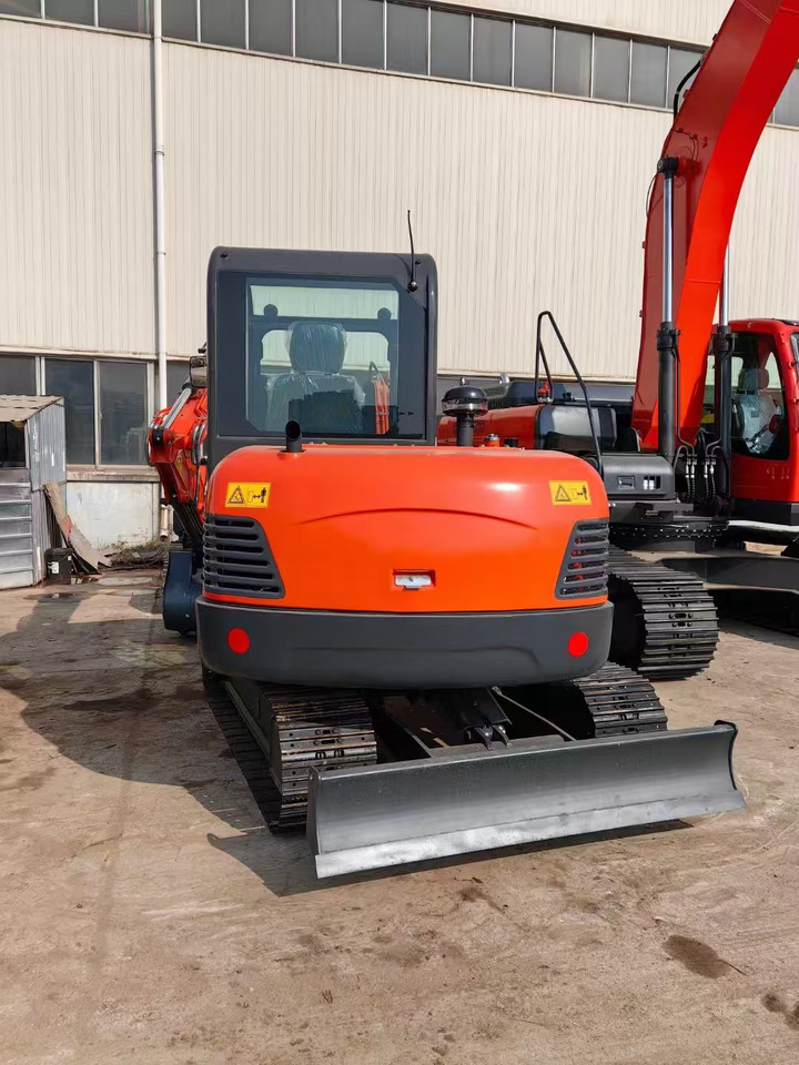 DOOSAN DH60-7 - Lintekskavaator: pilt 3 DOOSAN DH60-7 - Lintekskavaator: pilt 3