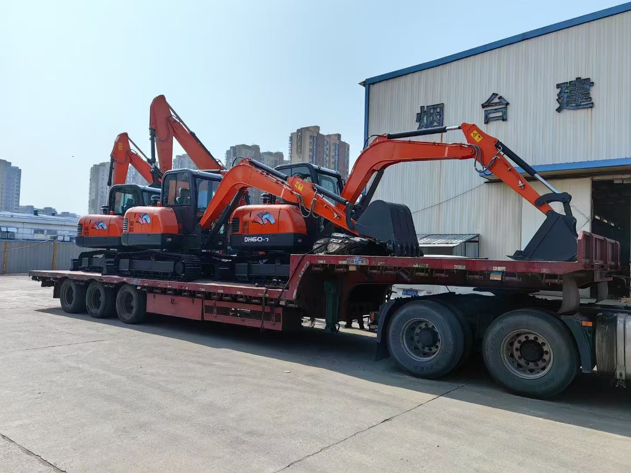 DOOSAN DH60-7 - Lintekskavaator: pilt 2 DOOSAN DH60-7 - Lintekskavaator: pilt 2