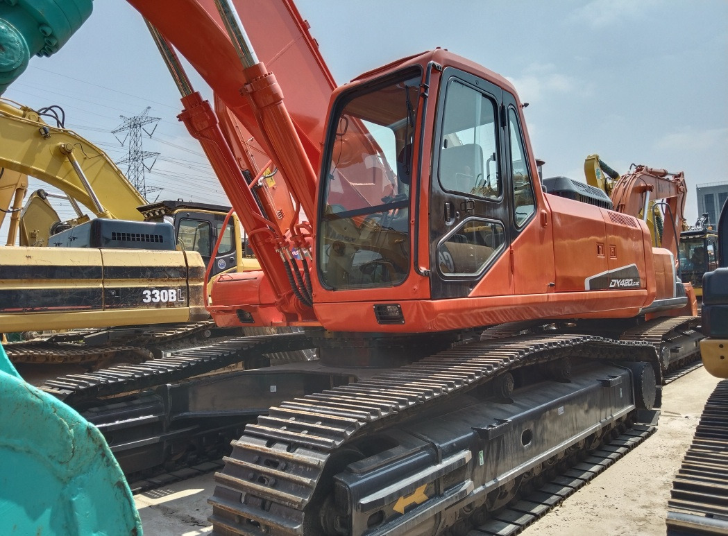 DOOSAN DX420LC-9C - Lintekskavaator: pilt 3 DOOSAN DX420LC-9C - Lintekskavaator: pilt 3