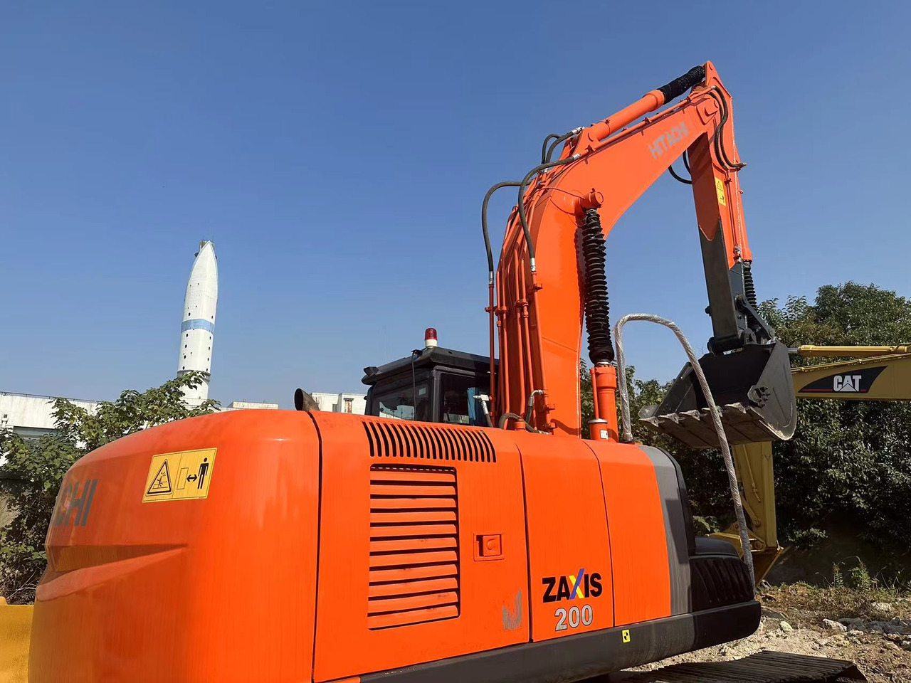 HITACHI ZX200-3 - Lintekskavaator: pilt 3 HITACHI ZX200-3 - Lintekskavaator: pilt 3