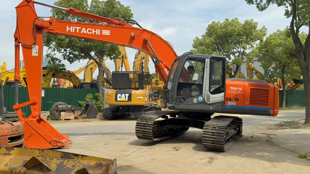 HITACHI ZX200 - Lintekskavaator: pilt 5 HITACHI ZX200 - Lintekskavaator: pilt 5
