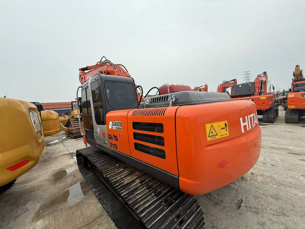 HITACHI ZX210-5G - Lintekskavaator: pilt 2 HITACHI ZX210-5G - Lintekskavaator: pilt 2