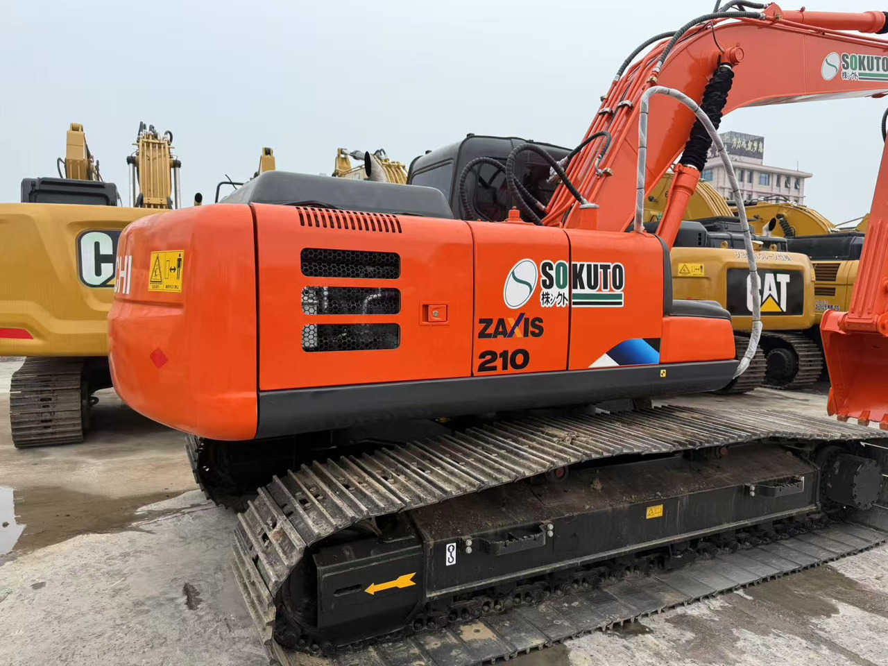 HITACHI ZX210-5G - Lintekskavaator: pilt 1 HITACHI ZX210-5G - Lintekskavaator: pilt 1