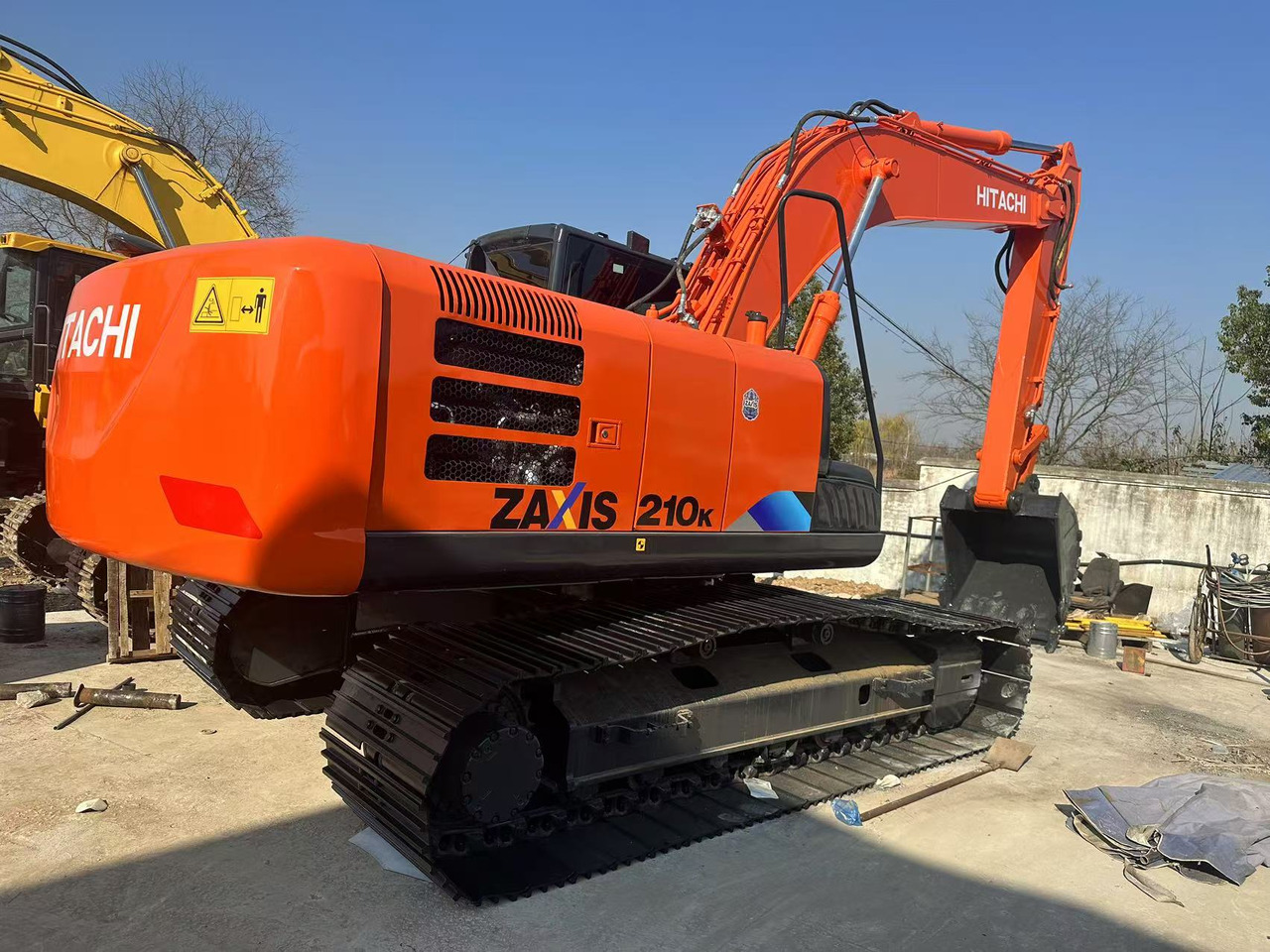 HITACHI ZX210-5G - Lintekskavaator: pilt 2 HITACHI ZX210-5G - Lintekskavaator: pilt 2