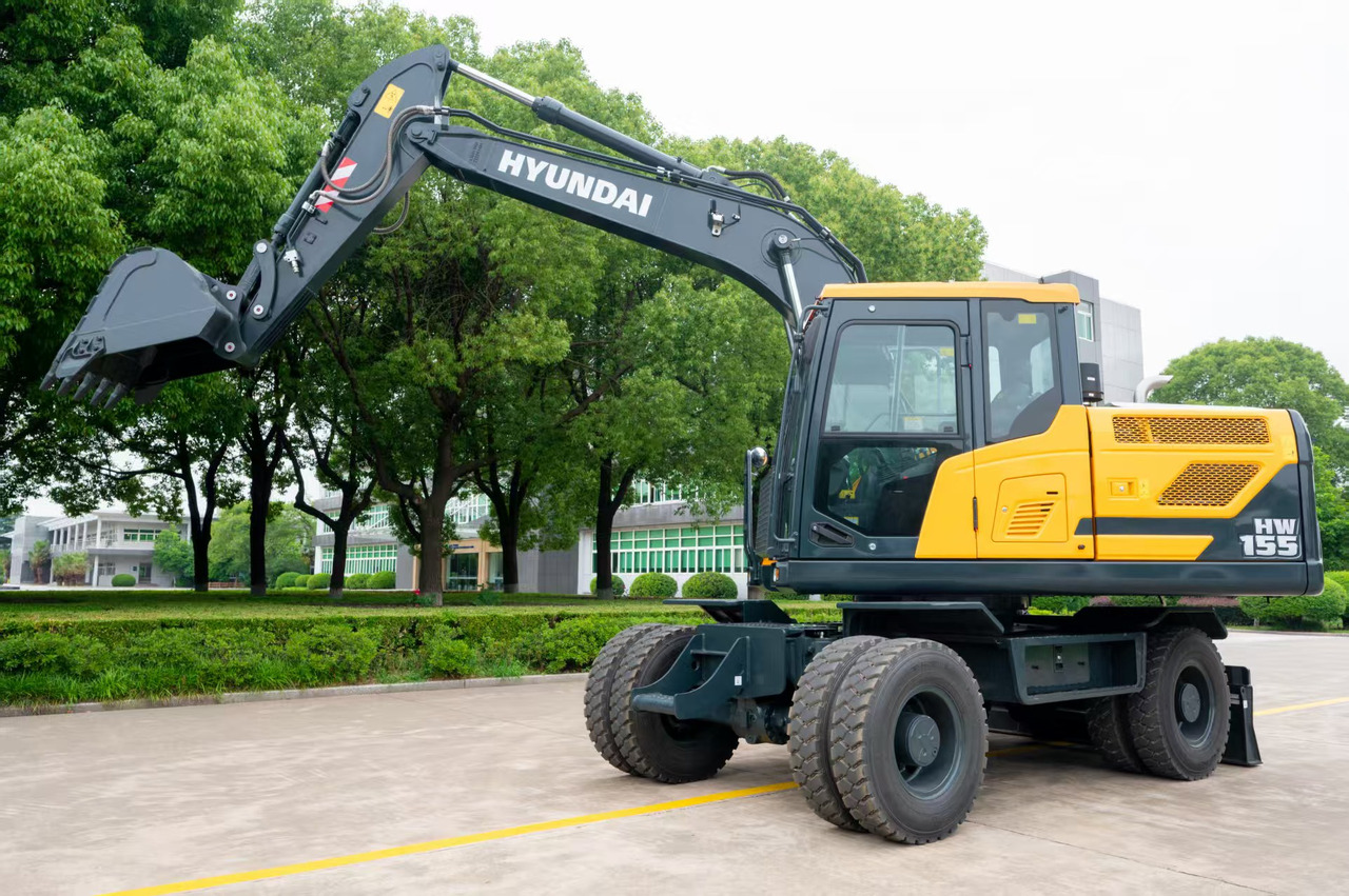 HYUNDAI HW155 - Ratastel ekskavaator: pilt 1 HYUNDAI HW155 - Ratastel ekskavaator: pilt 1