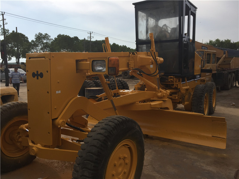 KOMATSU GD305 - Teehöövel: pilt 2 KOMATSU GD305 - Teehöövel: pilt 2