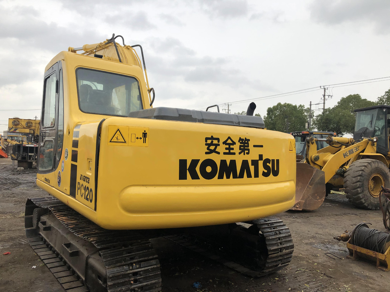 KOMATSU PC120-6 - Lintekskavaator: pilt 2 KOMATSU PC120-6 - Lintekskavaator: pilt 2