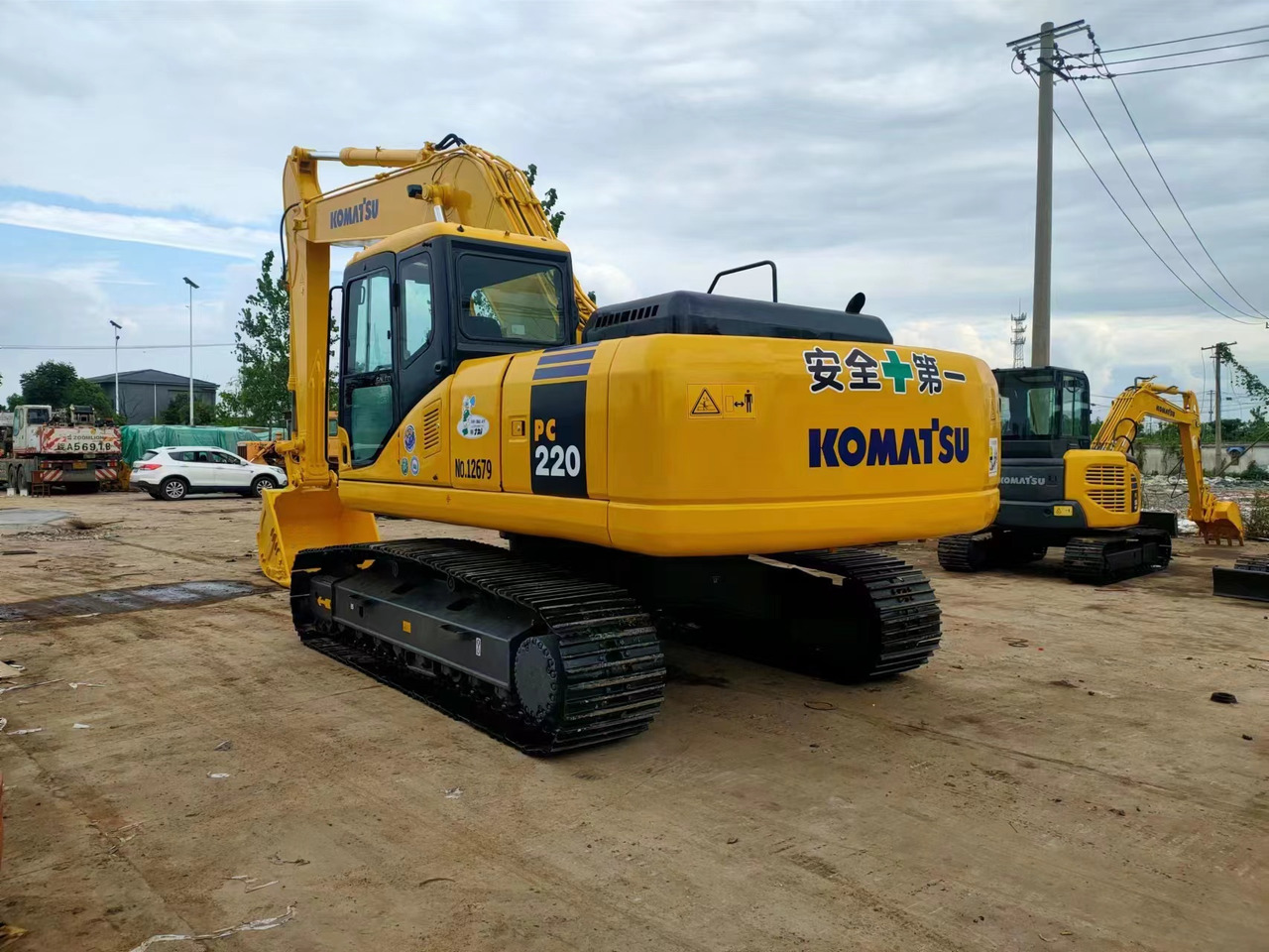 KOMATSU PC220-7 - Lintekskavaator: pilt 2 KOMATSU PC220-7 - Lintekskavaator: pilt 2
