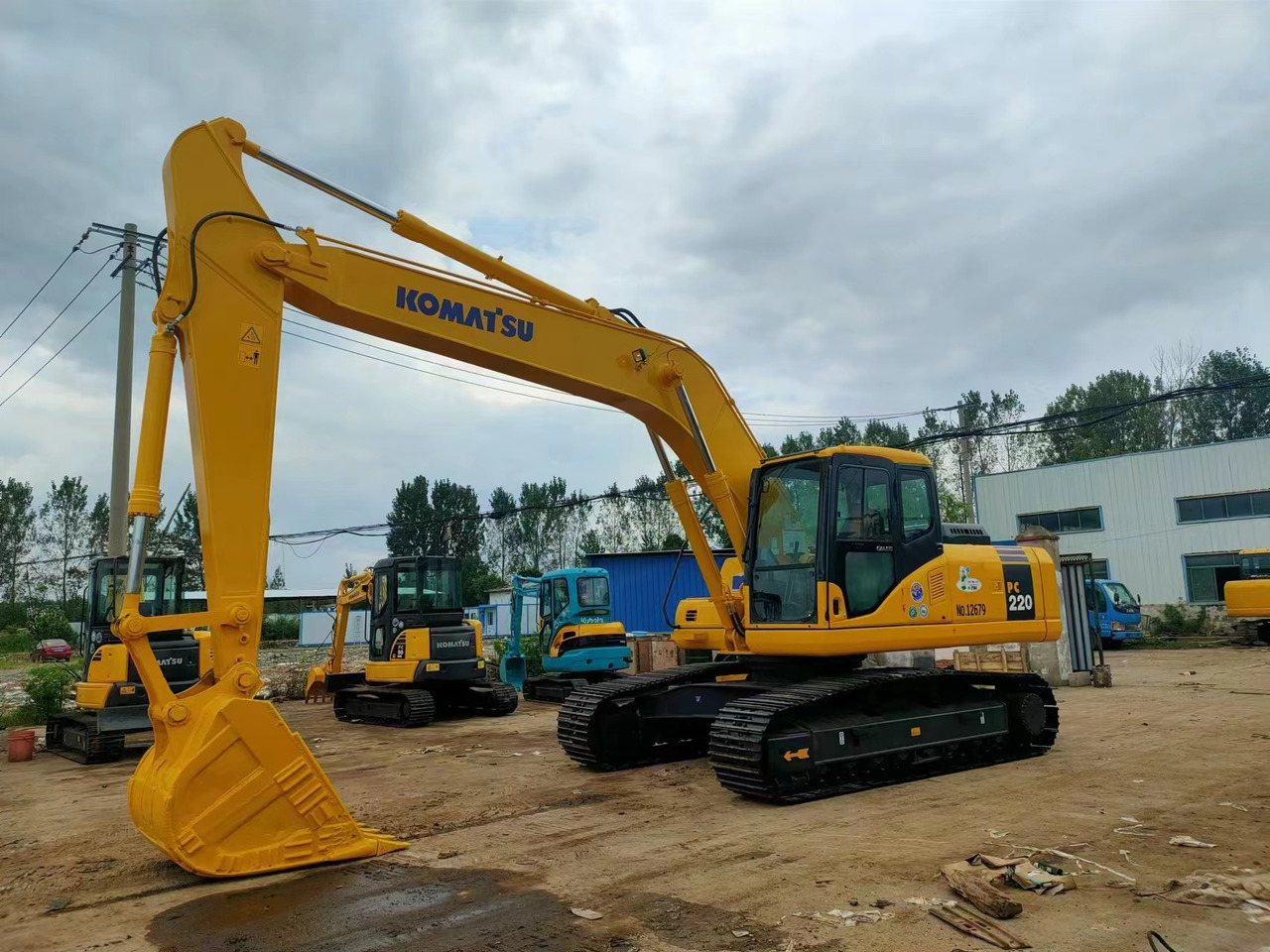 KOMATSU PC220-7 - Lintekskavaator: pilt 1 KOMATSU PC220-7 - Lintekskavaator: pilt 1