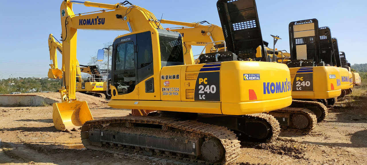 KOMATSU PC240-8 - Lintekskavaator: pilt 1 KOMATSU PC240-8 - Lintekskavaator: pilt 1