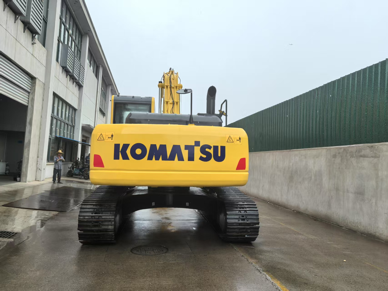 KOMATSU PC240LC-8M0 - Lintekskavaator: pilt 5 KOMATSU PC240LC-8M0 - Lintekskavaator: pilt 5