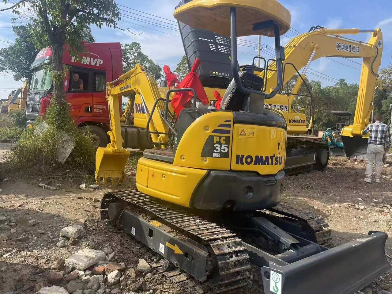 KOMATSU PC35 - Lintekskavaator: pilt 4 KOMATSU PC35 - Lintekskavaator: pilt 4