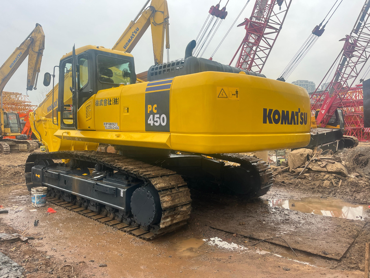 KOMATSU PC450-7 - Lintekskavaator: pilt 4 KOMATSU PC450-7 - Lintekskavaator: pilt 4
