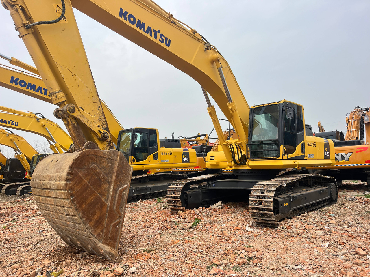 KOMATSU PC450-8 - Lintekskavaator: pilt 3 KOMATSU PC450-8 - Lintekskavaator: pilt 3