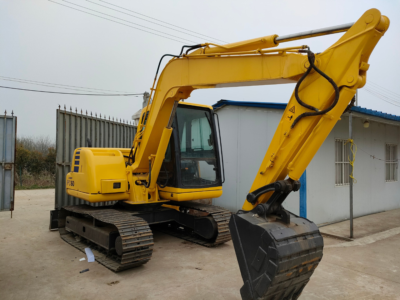 KOMATSU PC60-7 - Lintekskavaator: pilt 3 KOMATSU PC60-7 - Lintekskavaator: pilt 3