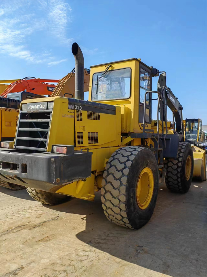 KOMATSU WA320-3 - Rataslaadur: pilt 3 KOMATSU WA320-3 - Rataslaadur: pilt 3