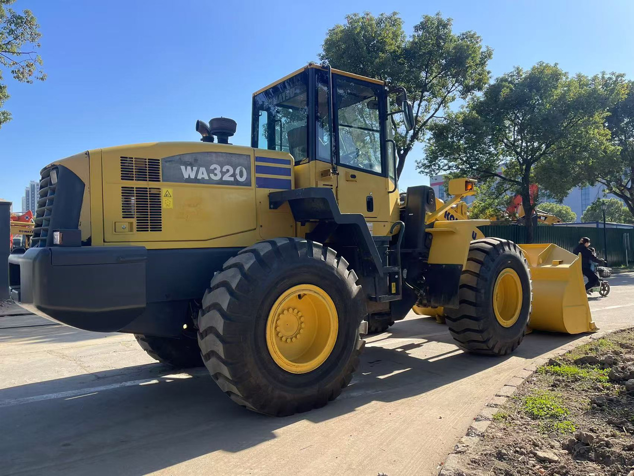 KOMATSU WA320-5 - Rataslaadur: pilt 4 KOMATSU WA320-5 - Rataslaadur: pilt 4