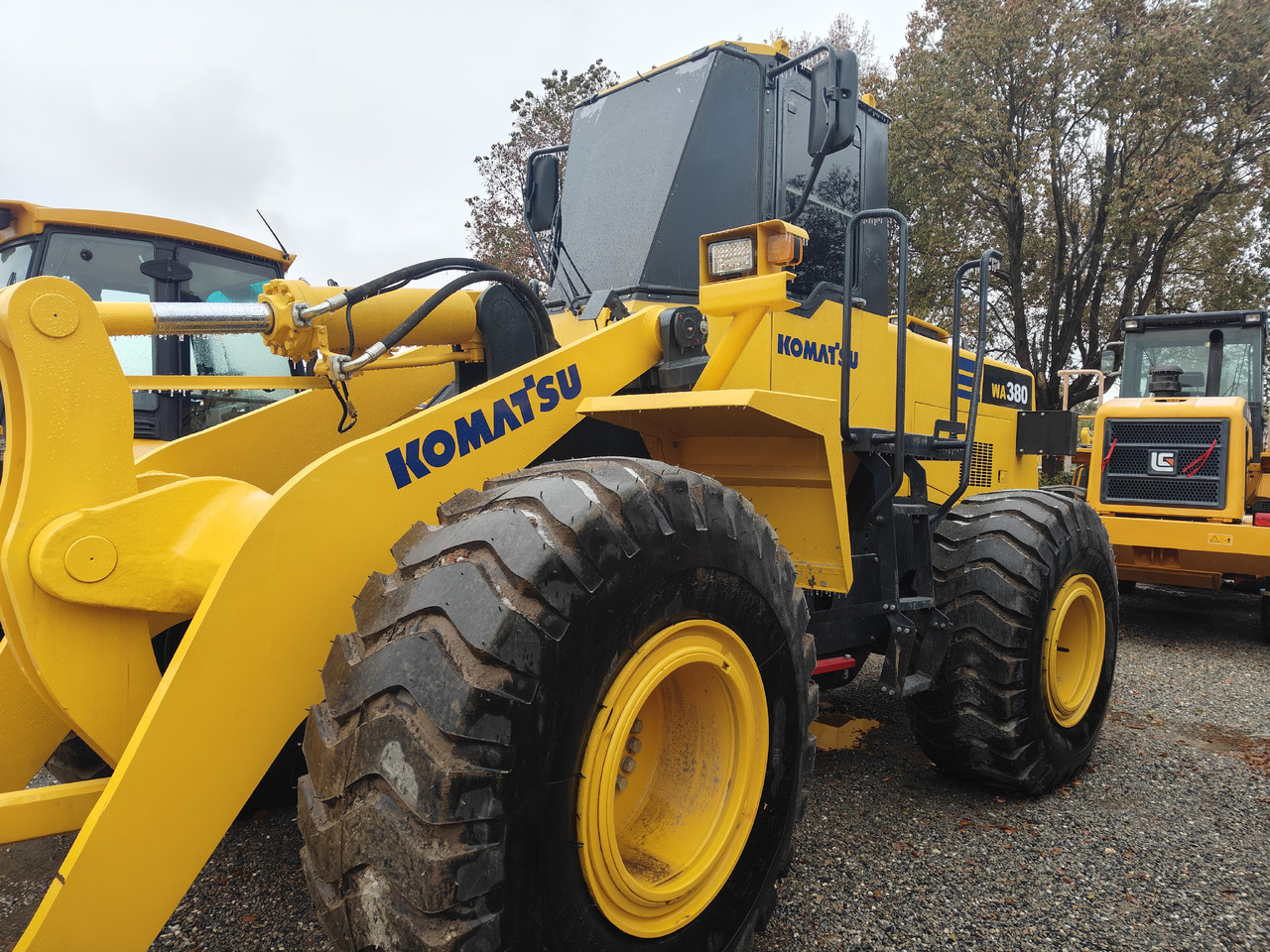 KOMATSU WA380-3 - Rataslaadur: pilt 4 KOMATSU WA380-3 - Rataslaadur: pilt 4