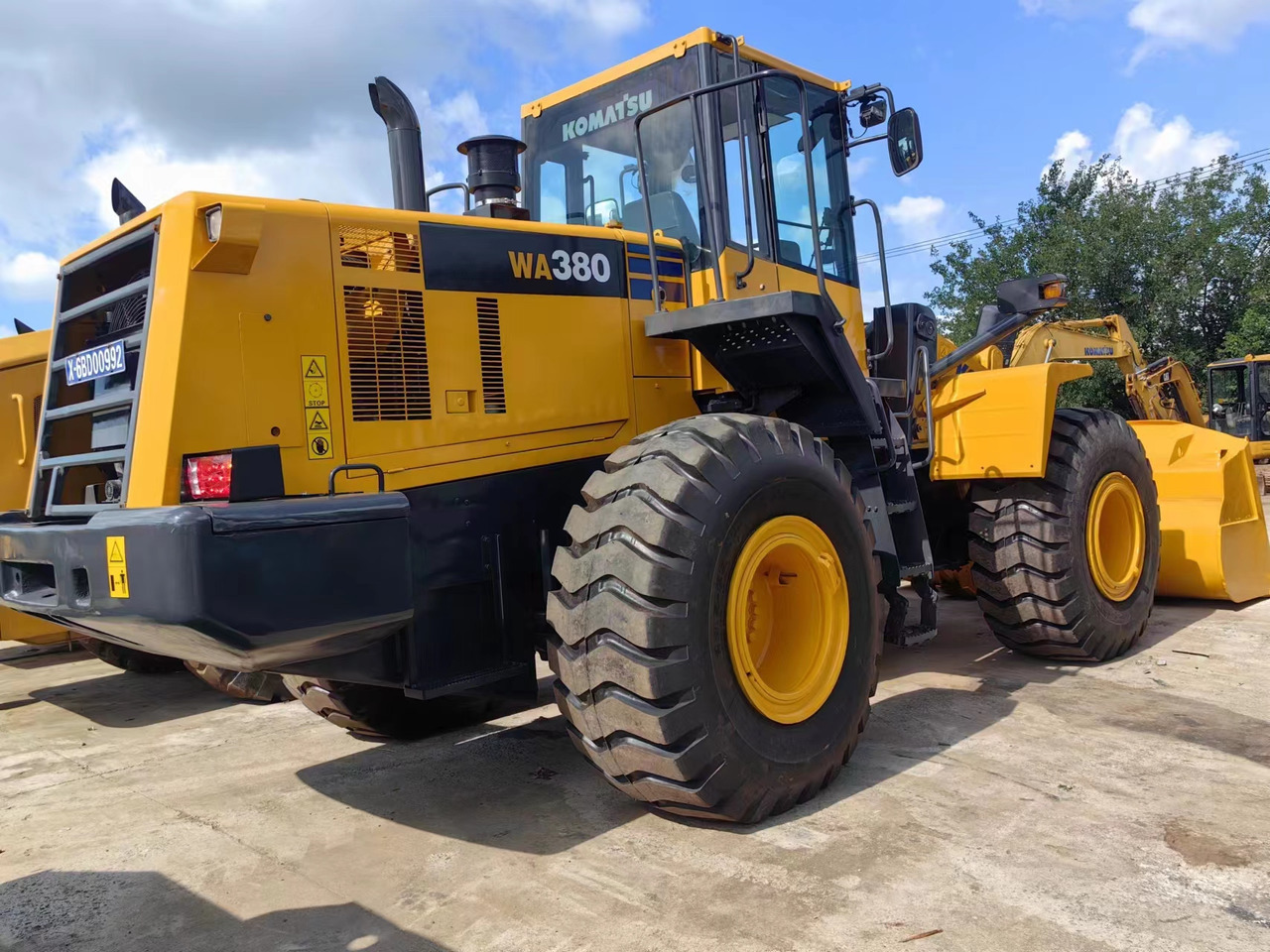 KOMATSU WA380-6 - Rataslaadur: pilt 1 KOMATSU WA380-6 - Rataslaadur: pilt 1