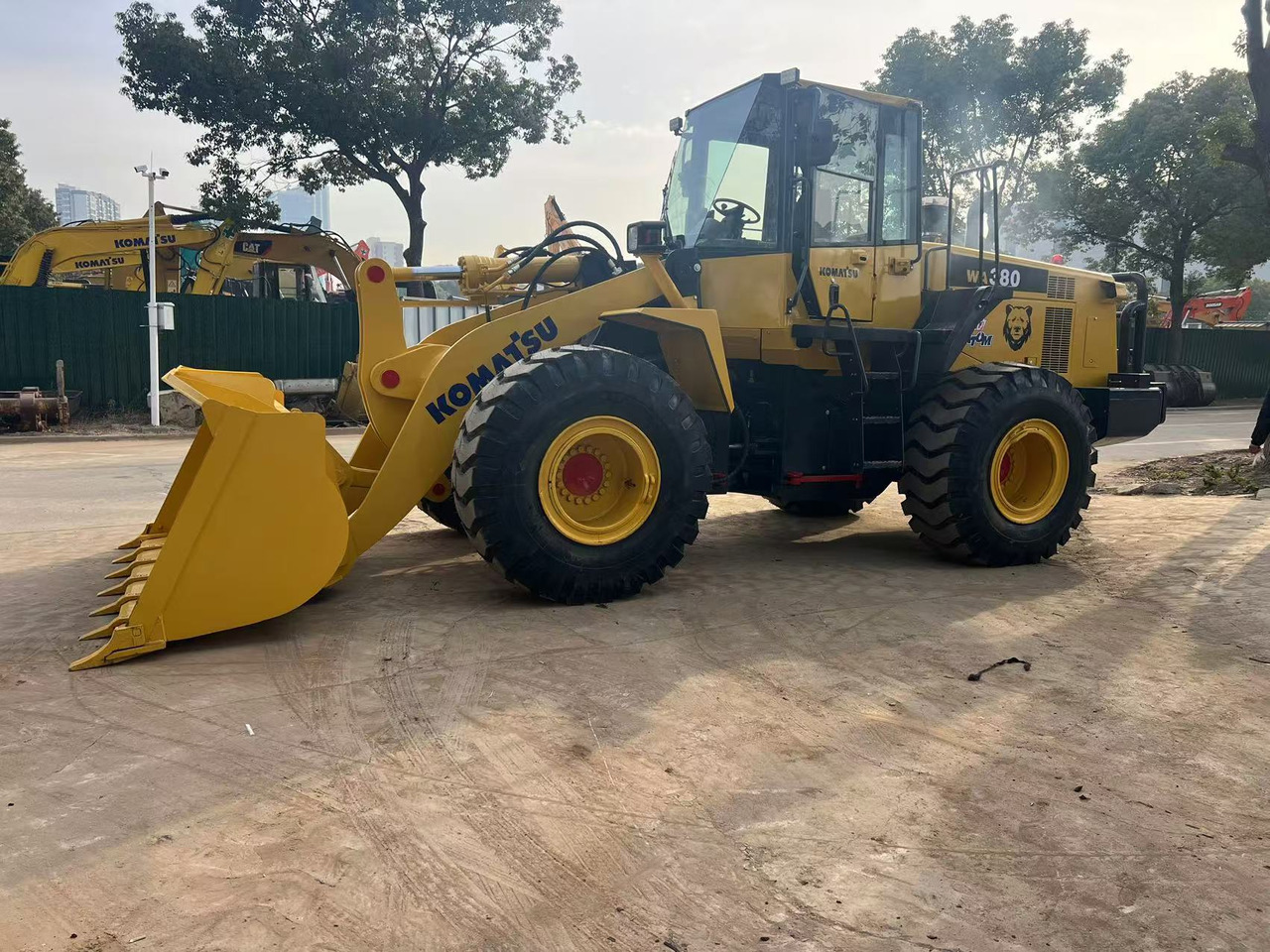 KOMATSU WA380-6 - Rataslaadur: pilt 4 KOMATSU WA380-6 - Rataslaadur: pilt 4
