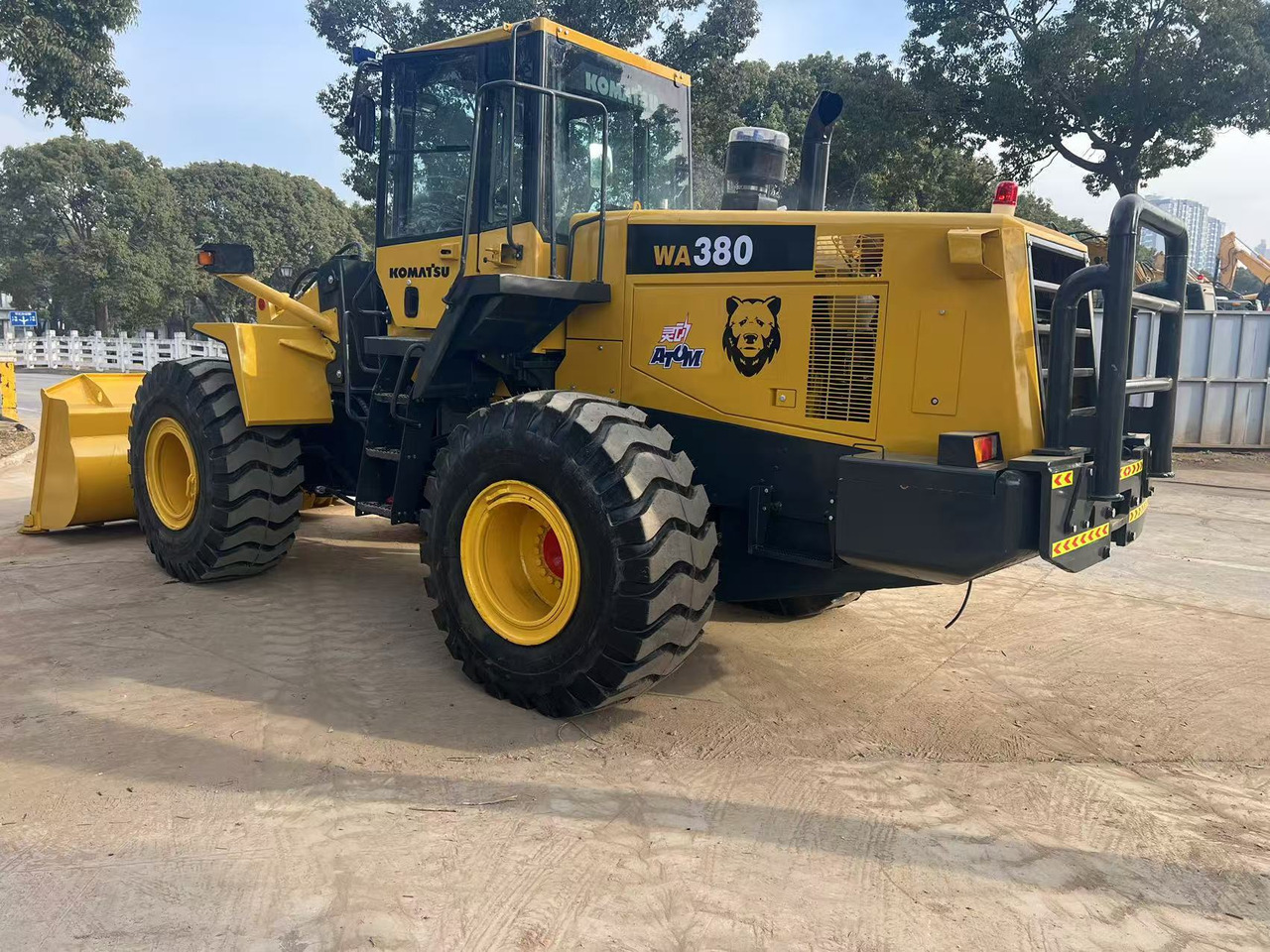 KOMATSU WA380-6 - Rataslaadur: pilt 3 KOMATSU WA380-6 - Rataslaadur: pilt 3