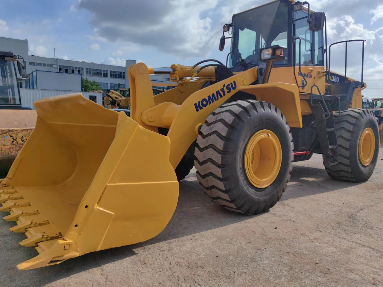 KOMATSU WA380-6 - Rataslaadur: pilt 5 KOMATSU WA380-6 - Rataslaadur: pilt 5