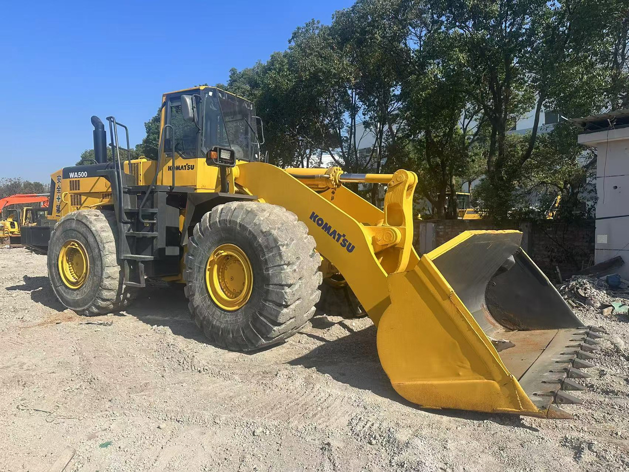 KOMATSU WA500-3 - Rataslaadur: pilt 1 KOMATSU WA500-3 - Rataslaadur: pilt 1