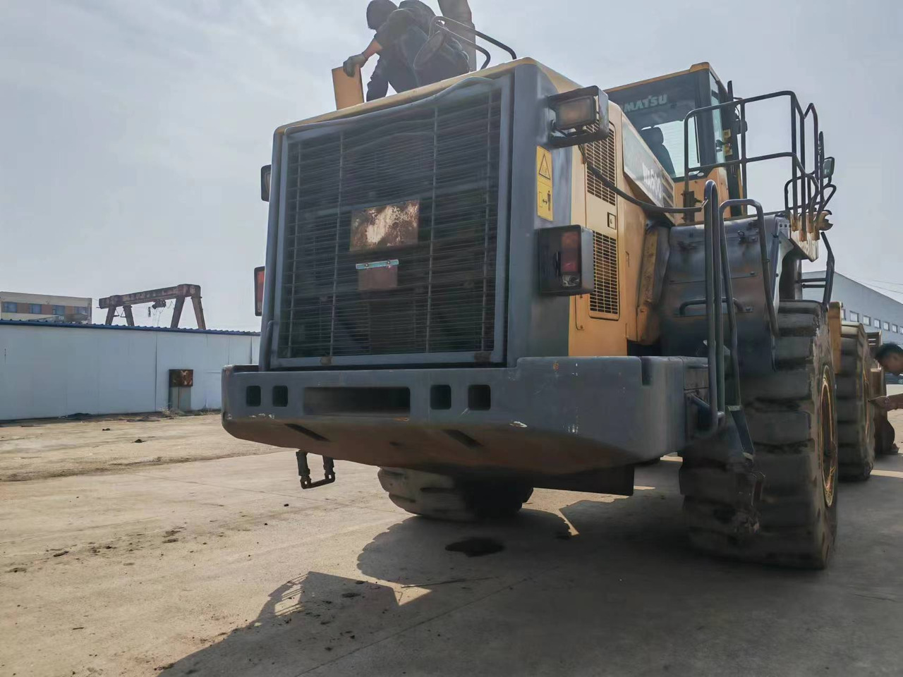 KOMATSU WA600-6 - Rataslaadur: pilt 3 KOMATSU WA600-6 - Rataslaadur: pilt 3