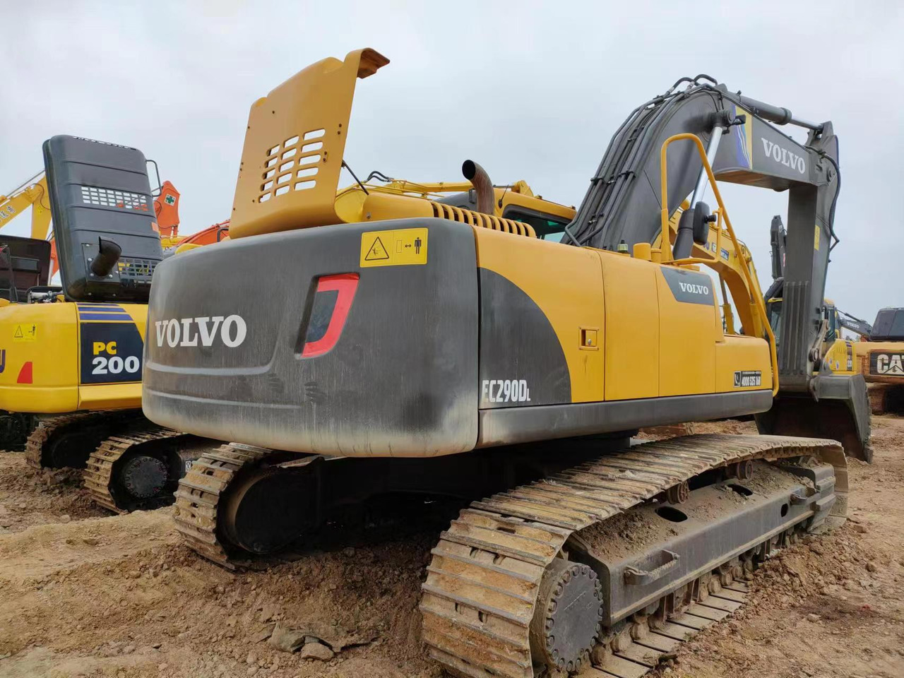 VOLVO EC290 - Lintekskavaator: pilt 1 VOLVO EC290 - Lintekskavaator: pilt 1