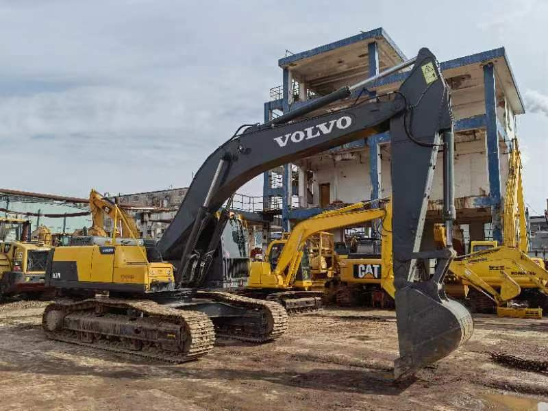 VOLVO EC290 - Lintekskavaator: pilt 1 VOLVO EC290 - Lintekskavaator: pilt 1