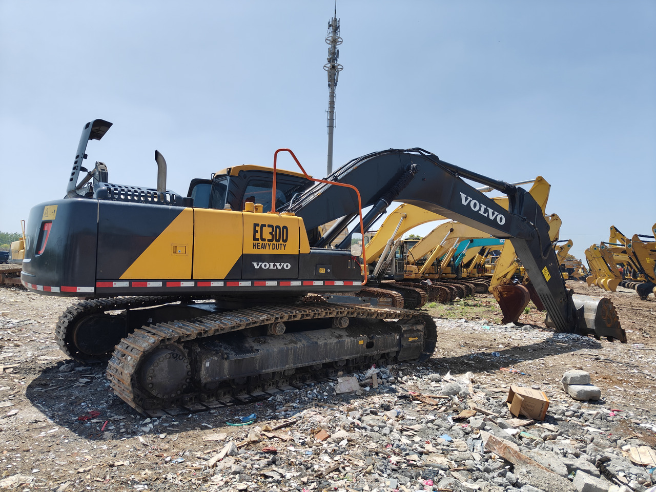 VOLVO EC300 - Lintekskavaator: pilt 3 VOLVO EC300 - Lintekskavaator: pilt 3