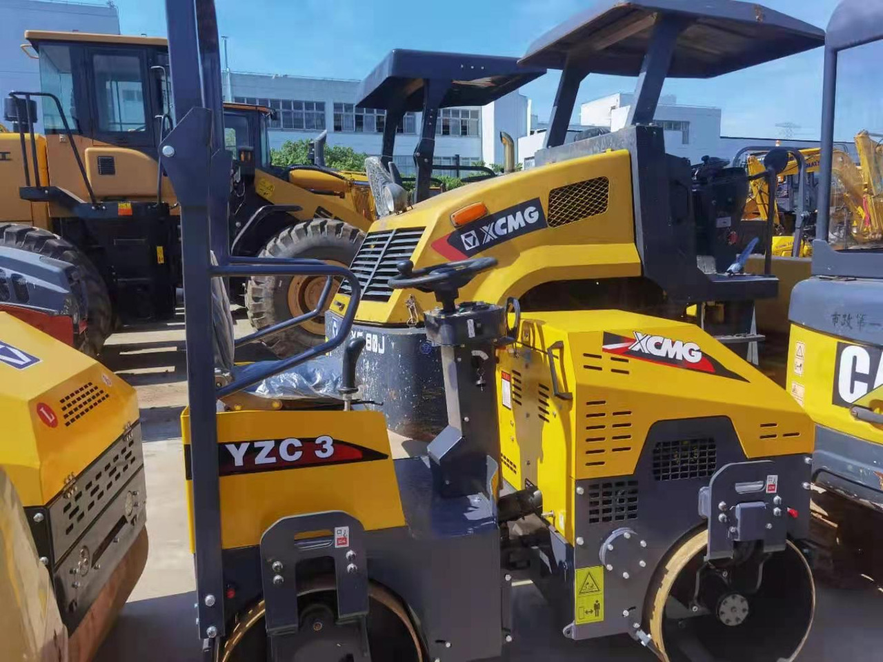 XCMG YZC3 - Teerull: pilt 2 XCMG YZC3 - Teerull: pilt 2