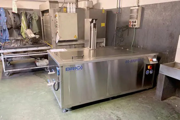 BRIO Ultrasonics BR-600 MOLD Ultrasonic cleaning machine - Ultrahelivann: pilt 3 BRIO Ultrasonics BR-600 MOLD Ultrasonic cleaning machine - Ultrahelivann: pilt 3