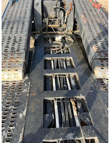 Louault auto/trucktransporter - Treilerpoolhaagis: pilt 5 Louault auto/trucktransporter - Treilerpoolhaagis: pilt 5