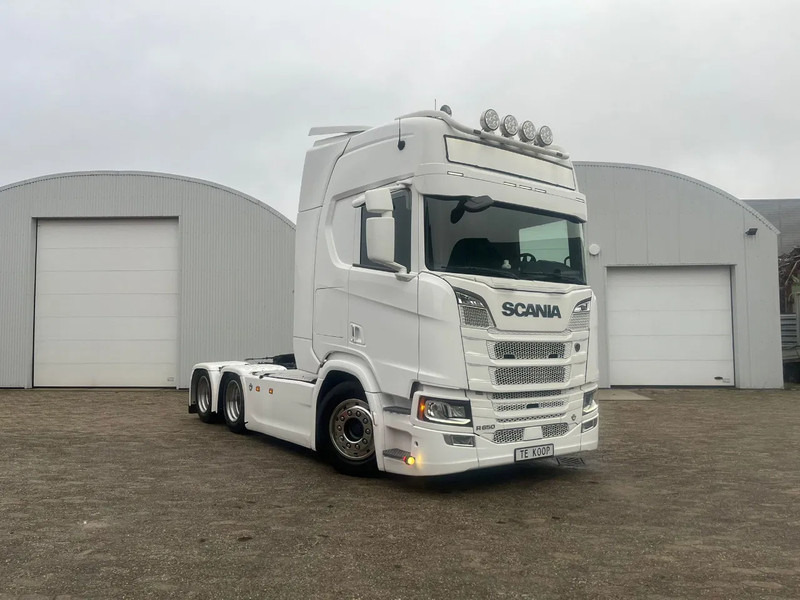 Scania R650 V8 NGS R650 6x4 - Sadulveok: pilt 1 Scania R650 V8 NGS R650 6x4 - Sadulveok: pilt 1