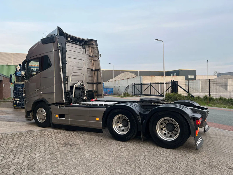 Volvo FH 16.650 FH16 6x4 - Sadulveok: pilt 5 Volvo FH 16.650 FH16 6x4 - Sadulveok: pilt 5