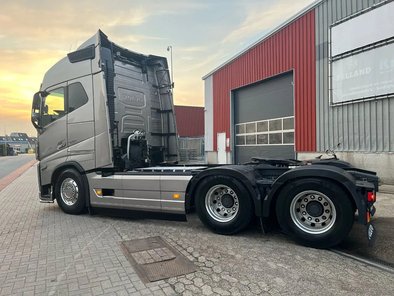 Volvo FH 16.650 FH16 6x4 - Sadulveok: pilt 3 Volvo FH 16.650 FH16 6x4 - Sadulveok: pilt 3
