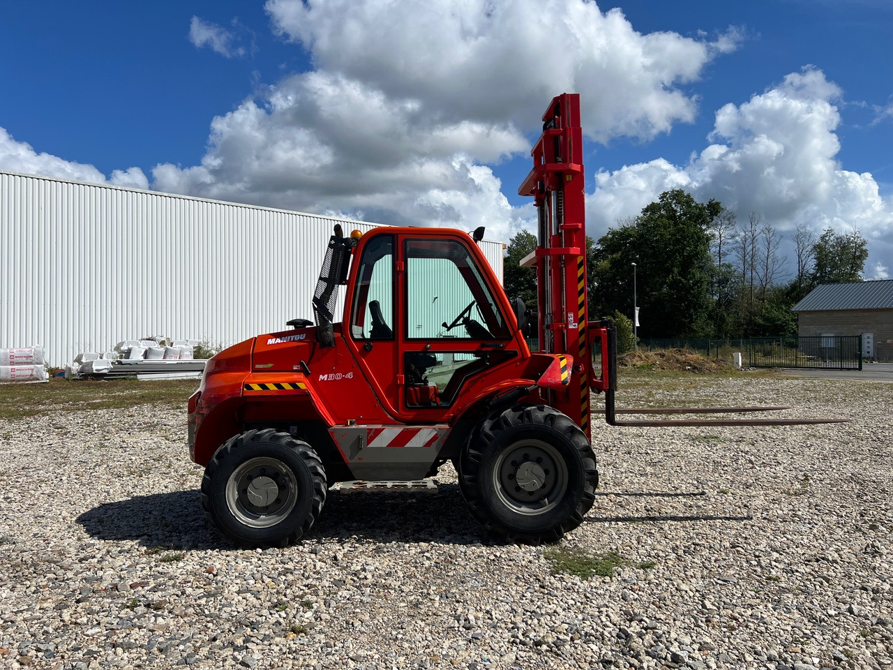 MANITOU M30-4 ST3B - Ebatasasel maastikul kohanduv kahveltõstuk: pilt 2 MANITOU M30-4 ST3B - Ebatasasel maastikul kohanduv kahveltõstuk: pilt 2