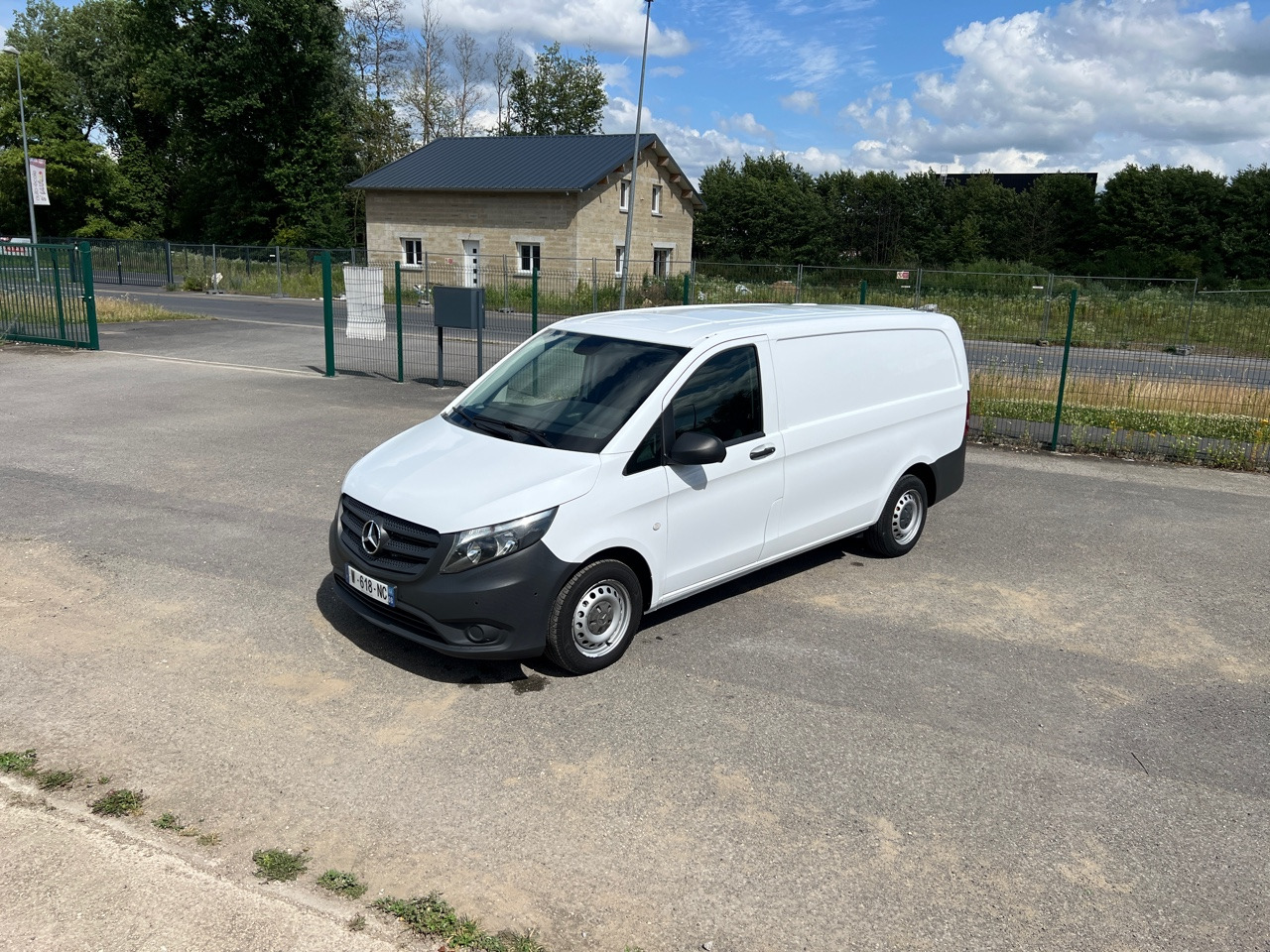 MERCEDES-BENZ VITO 109 Fourgon 1.6 BlueTEC Long Utilitaire - Kaubik: pilt 1 MERCEDES-BENZ VITO 109 Fourgon 1.6 BlueTEC Long Utilitaire - Kaubik: pilt 1