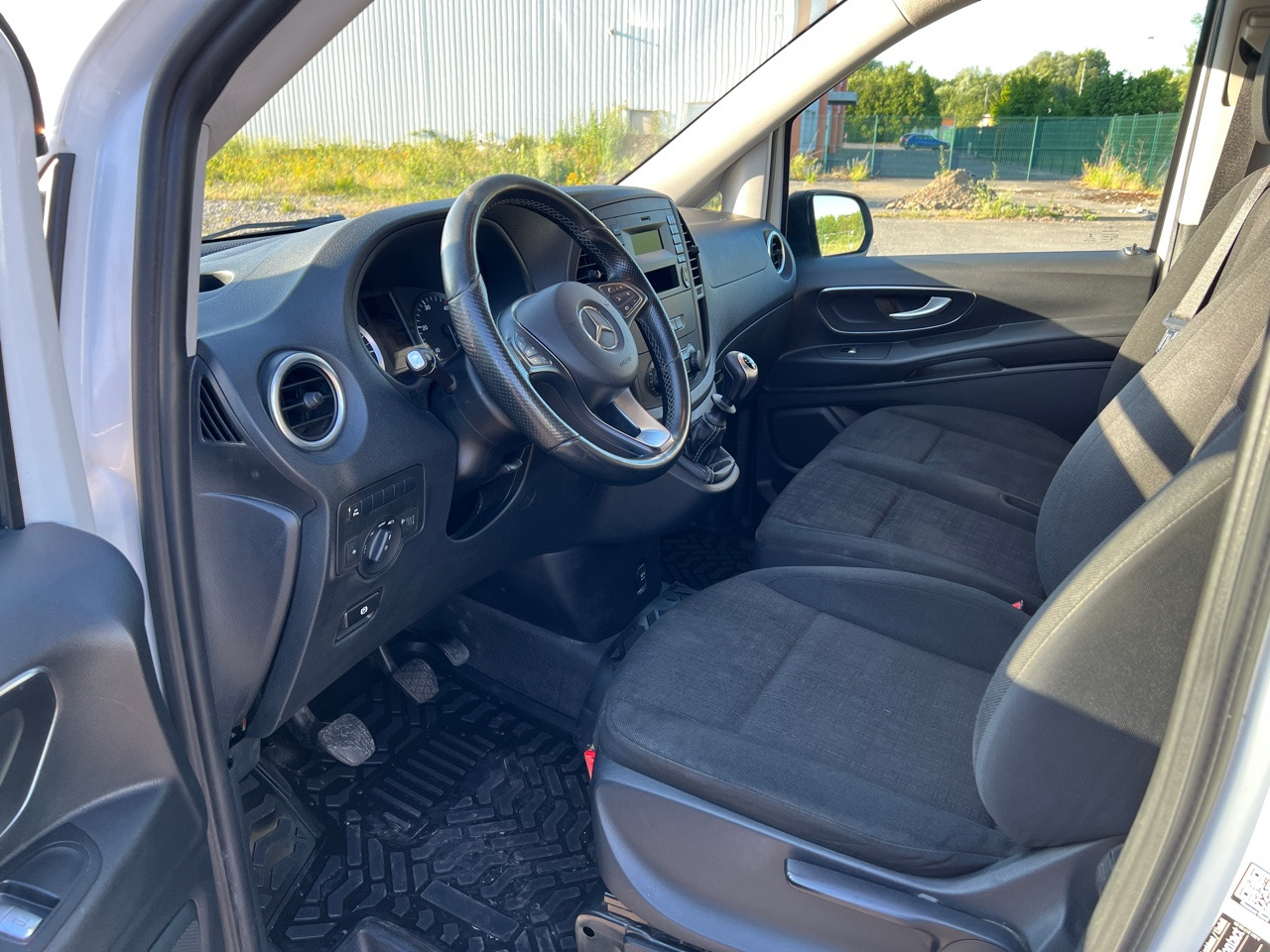 MERCEDES-BENZ VITO 109 Fourgon 1.6 BlueTEC Long Utilitaire - Kaubik: pilt 3 MERCEDES-BENZ VITO 109 Fourgon 1.6 BlueTEC Long Utilitaire - Kaubik: pilt 3