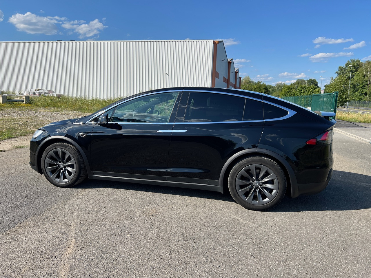 TESLA Model X 75D Autopilot SOH 93% 5 Places - Maastur: pilt 3 TESLA Model X 75D Autopilot SOH 93% 5 Places - Maastur: pilt 3