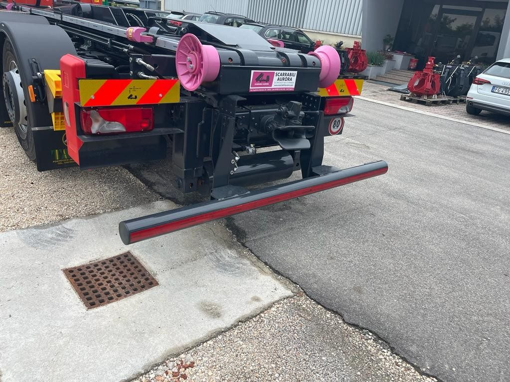 BARRA OMOLOGATA - Pealisehitus ja välispind - Veoauto: pilt 3 BARRA OMOLOGATA - Pealisehitus ja välispind - Veoauto: pilt 3