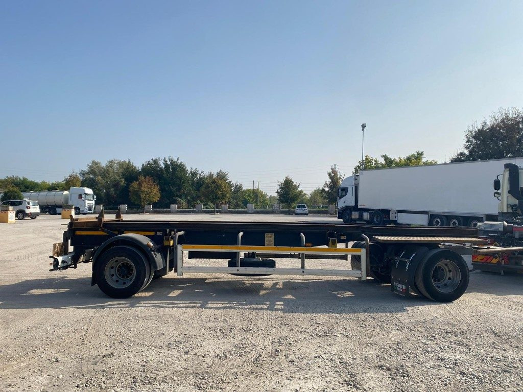 CARDI RIMORCHIO CARDI SCARRABILE PNEUMATICO - Multilift/ Liftdumper haagis: pilt 4 CARDI RIMORCHIO CARDI SCARRABILE PNEUMATICO - Multilift/ Liftdumper haagis: pilt 4